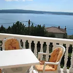 Adria 公寓 *